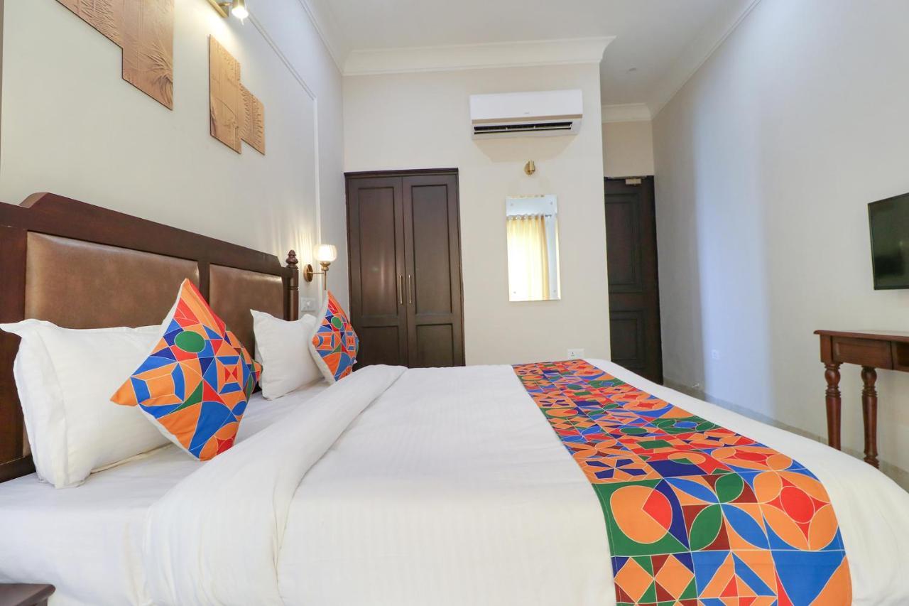 Fabhotel K9 Villa Ludhiana Exterior foto